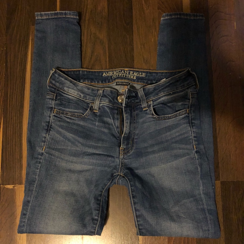 American eagle jeans (size 2 regular)